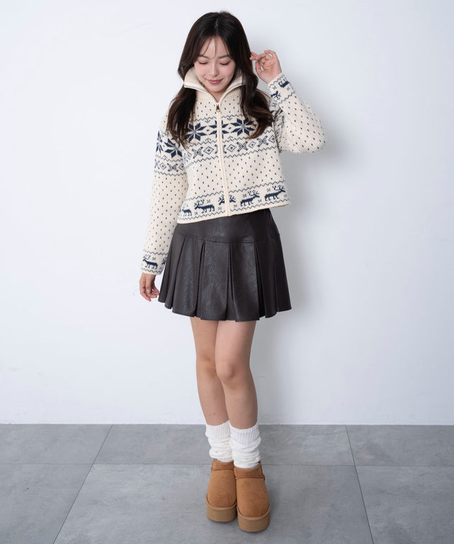 ホワイトアイボリー　モデル：165cm F着用