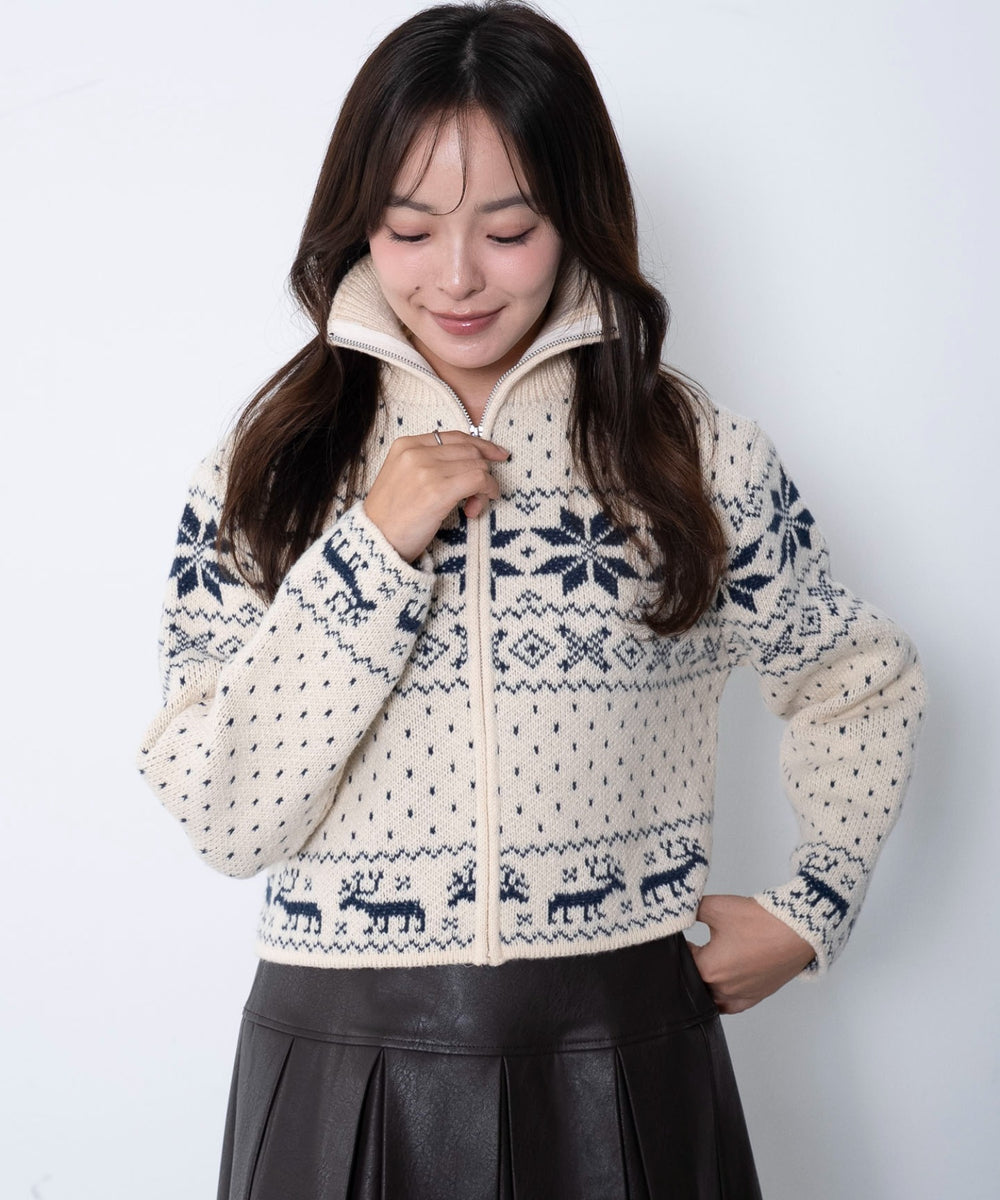 ホワイトアイボリー　モデル：165cm F着用