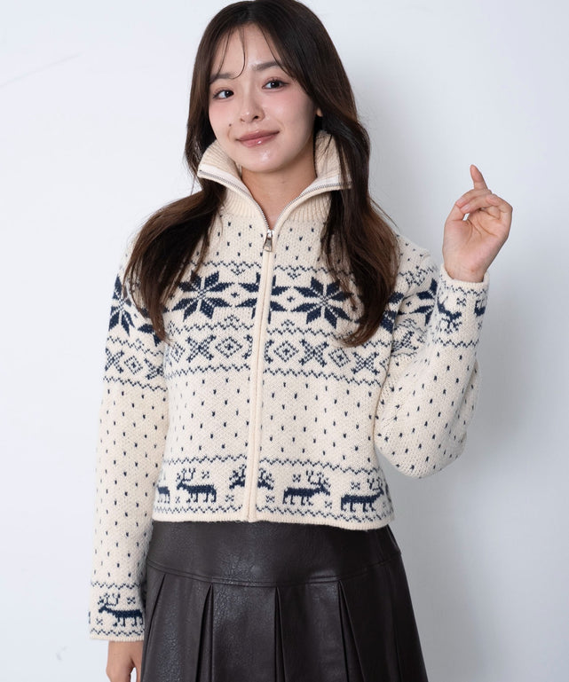 ホワイトアイボリー　モデル：165cm F着用