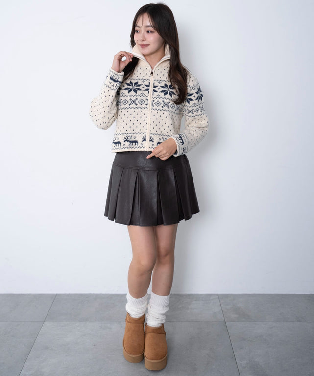 ホワイトアイボリー　モデル：165cm F着用