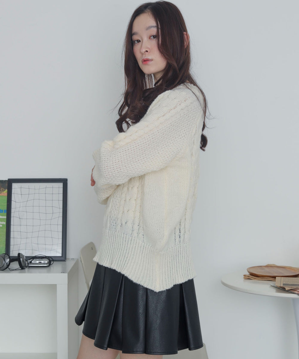 ホワイトアイボリー　モデル：163cm F着用