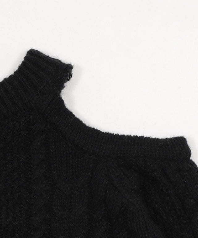 ショルダーケーブルニット