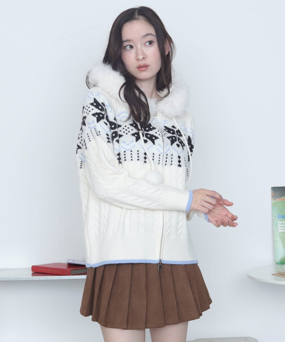 ホワイトアイボリー　モデル：163cm F着用