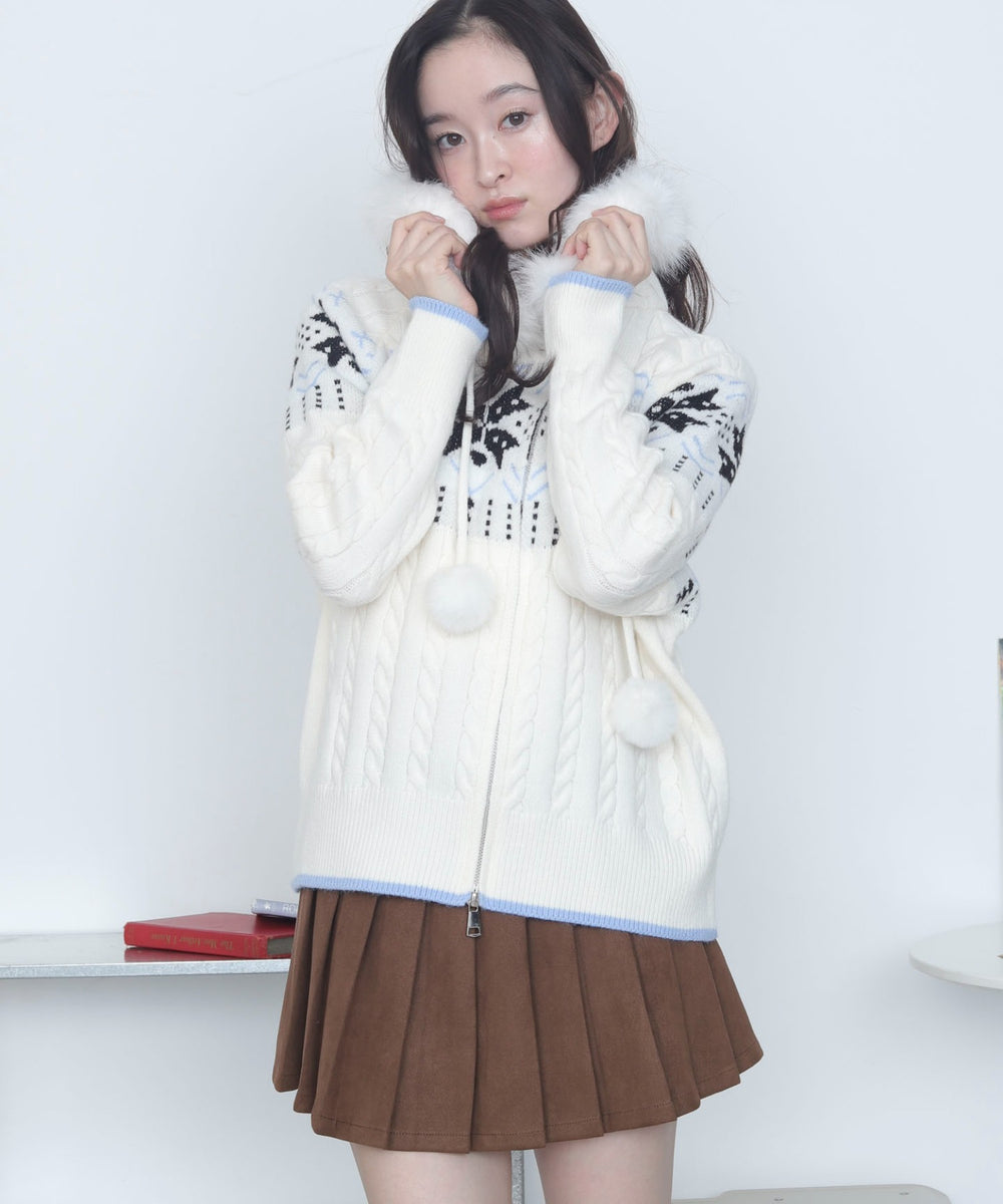 ホワイトアイボリー　モデル：163cm F着用