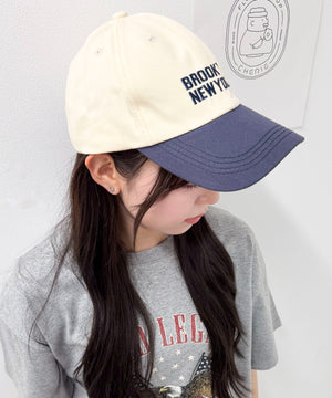オフホワイト