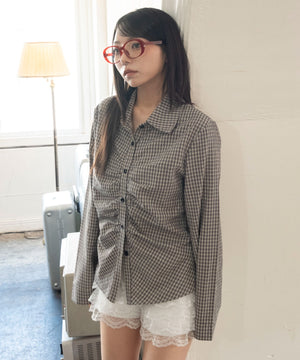 ベージュ　モデル：159cm F着用