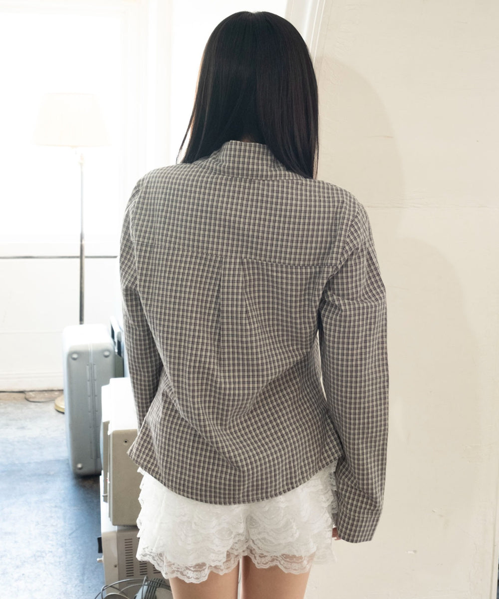 ベージュ　モデル：159cm F着用
