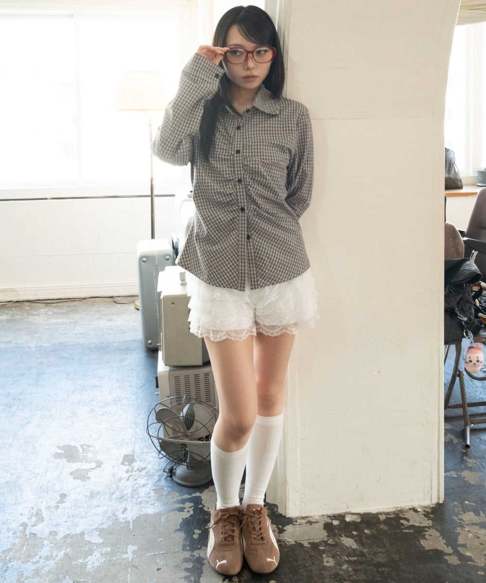 ベージュ　モデル：159cm F着用