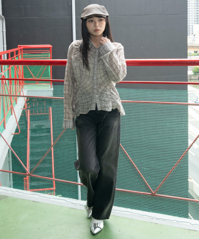 ベージュ　モデル：159cm F着用