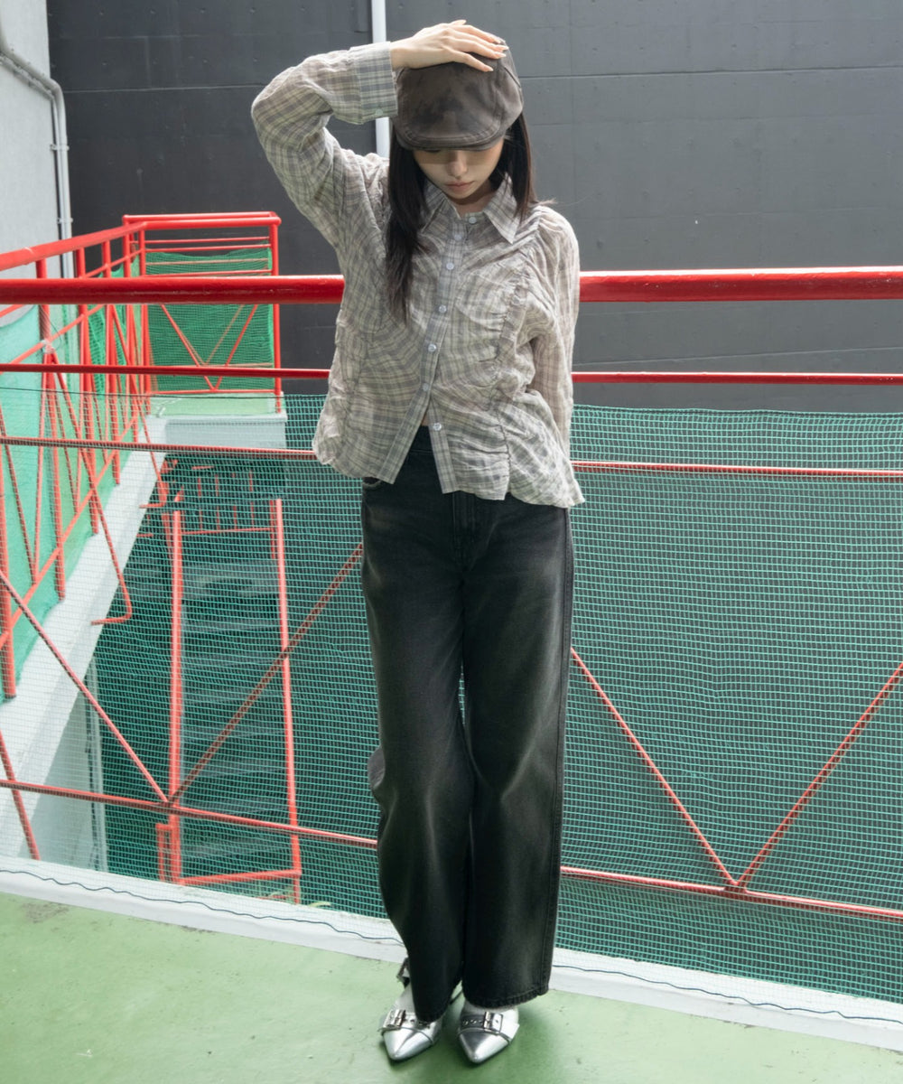 ベージュ　モデル：159cm F着用