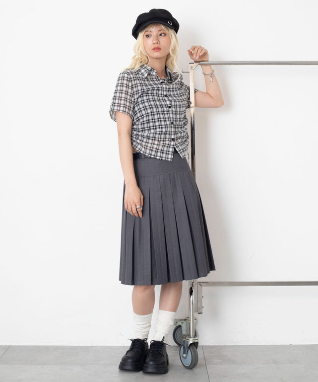 ホワイト　モデル：166cm F着用