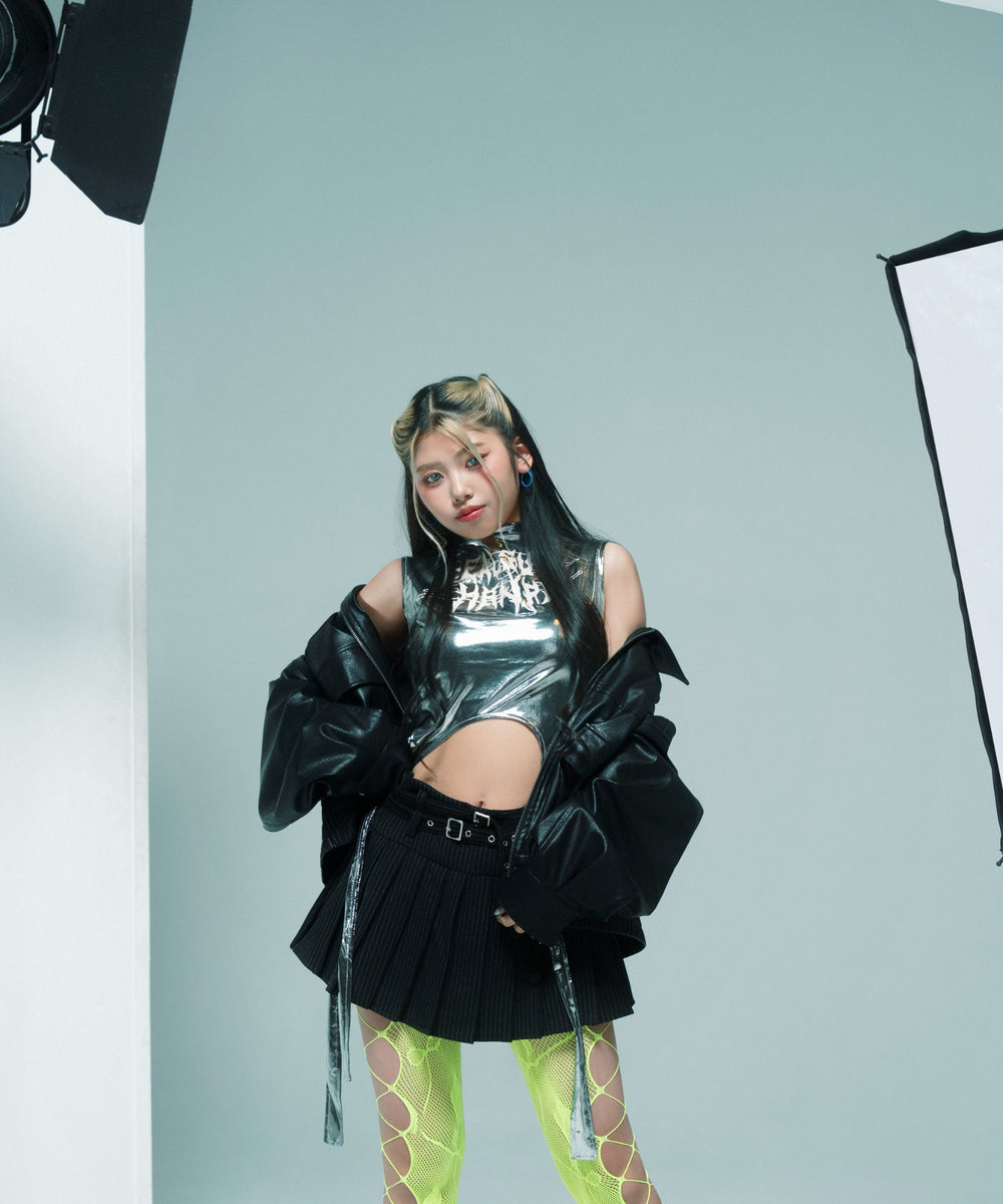 シルバートップスカーゴパンツセット