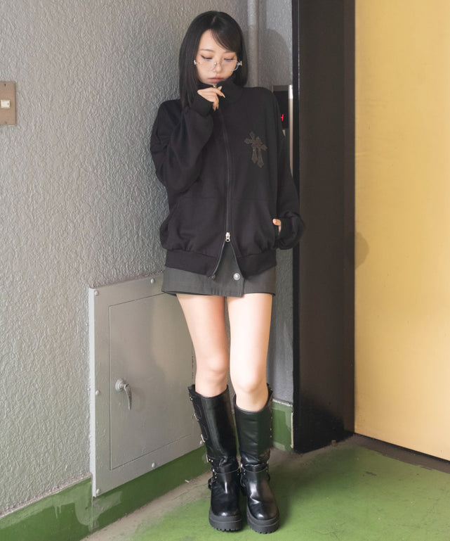 ブラック　モデル：159cm F着用