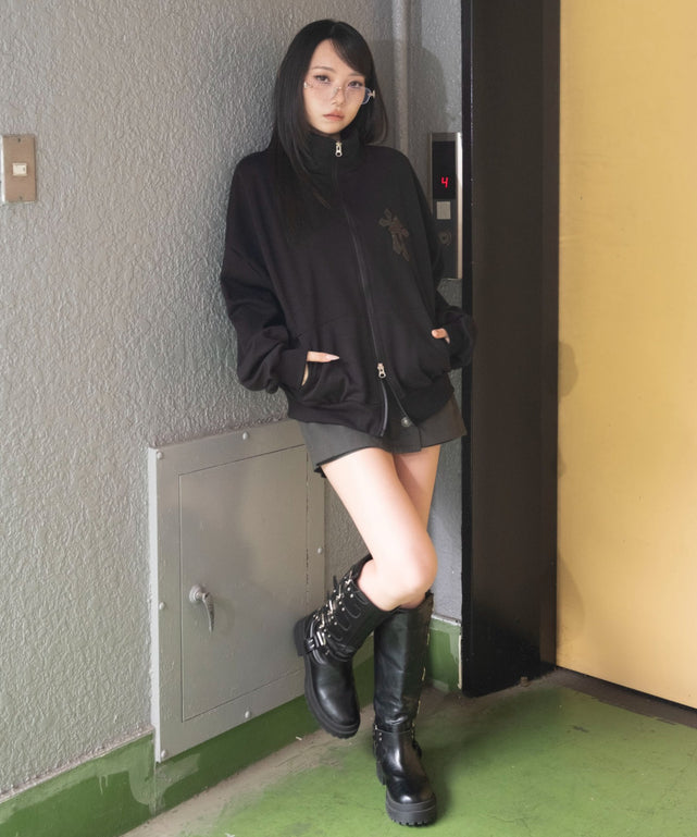 ブラック　モデル：159cm F着用