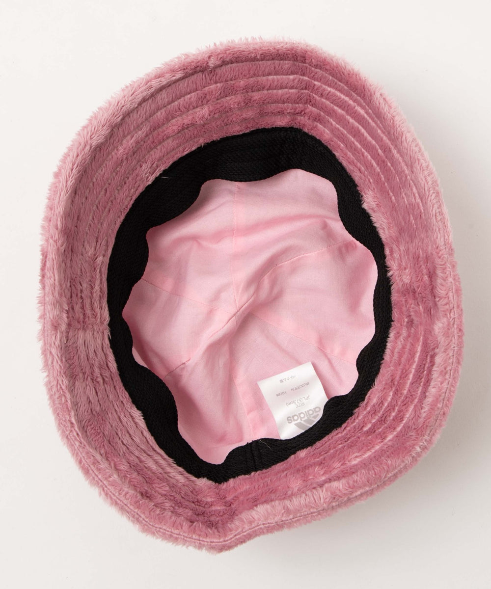 adidas　FAKEFUR　HAT