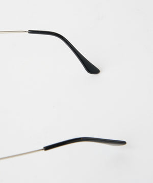 カラーレンズアイウェア