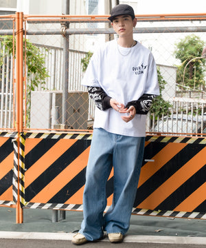 ホワイト モデル：180cm L着用