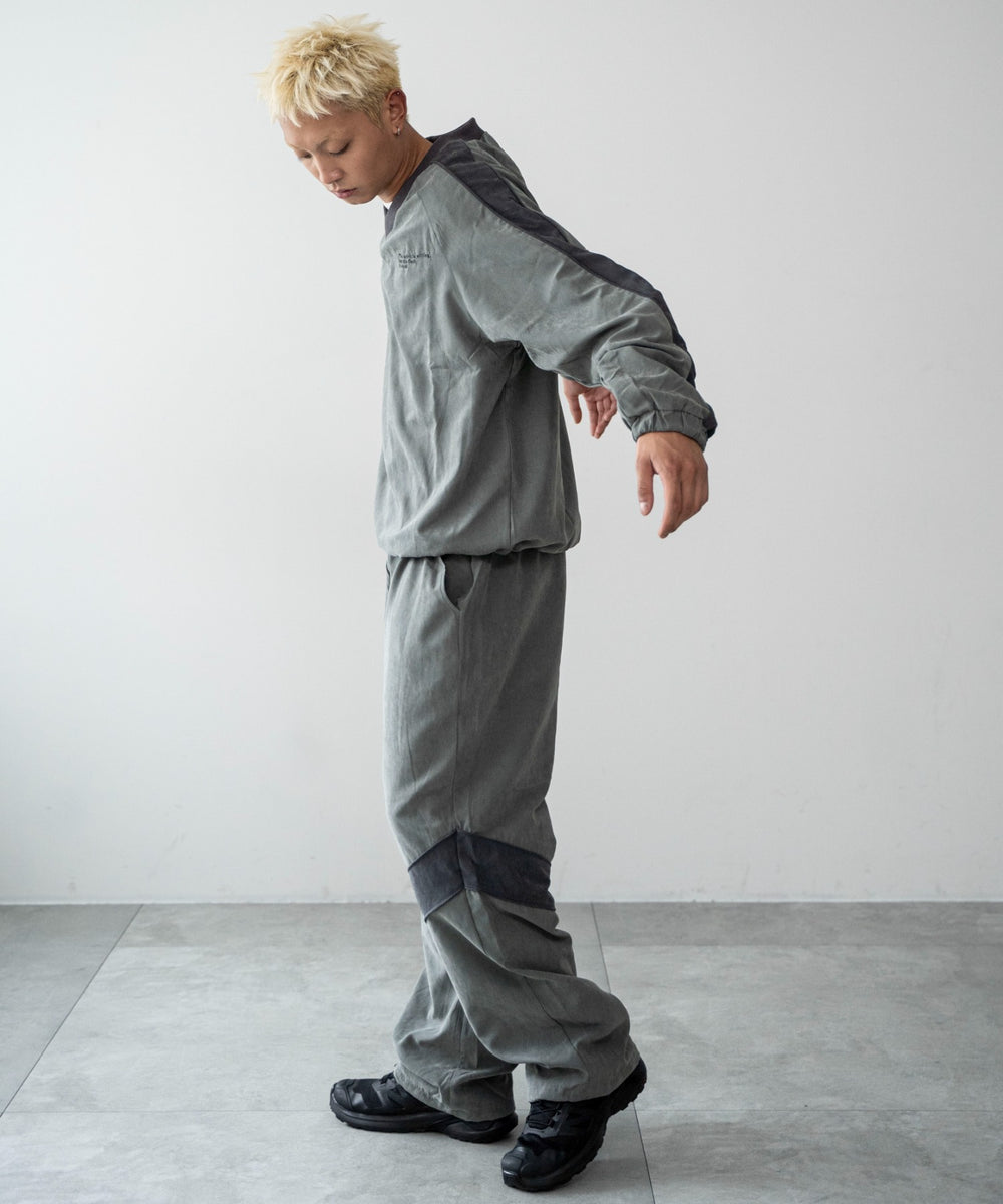 カーキ　モデル：178㎝　L着用