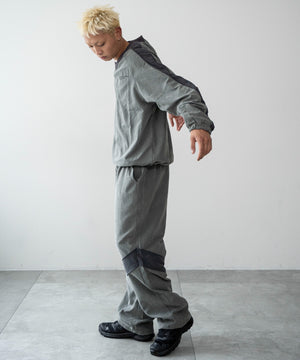 カーキ　モデル：178㎝　L着用