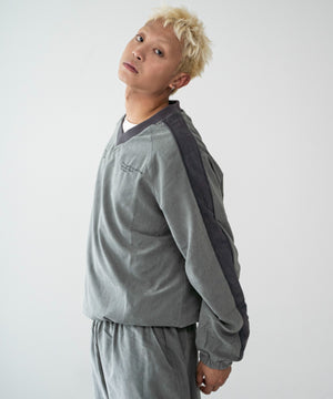 カーキ　モデル：178㎝　L着用