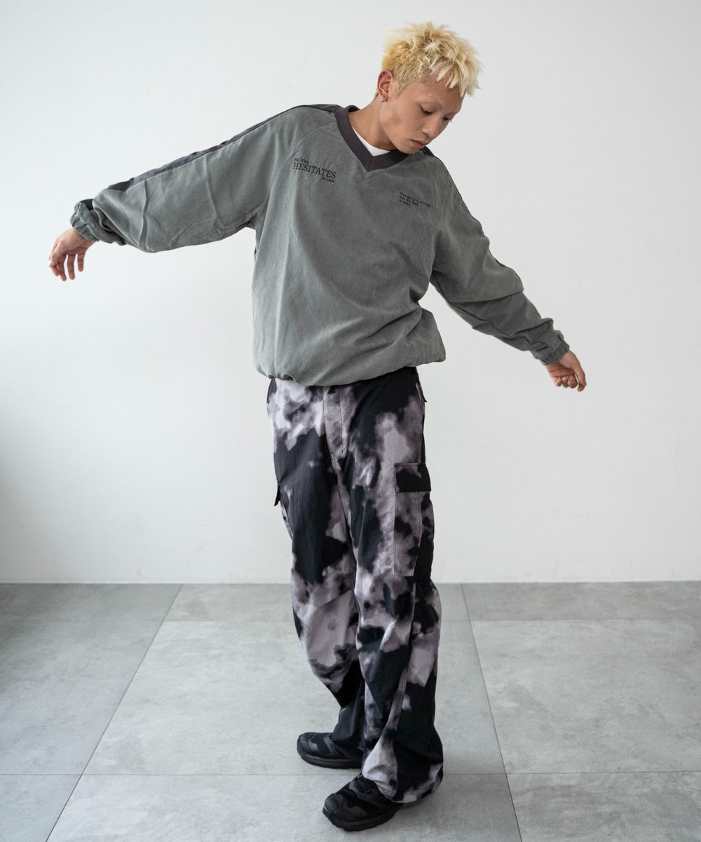 カーキ　モデル：178㎝　L着用