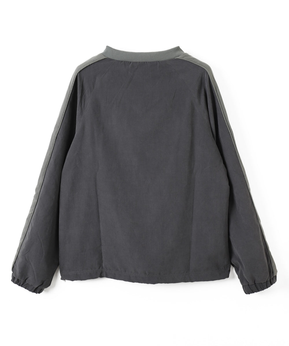 ミリタリーVネックラインプルオーバー