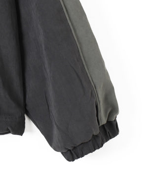 ミリタリーVネックラインプルオーバー