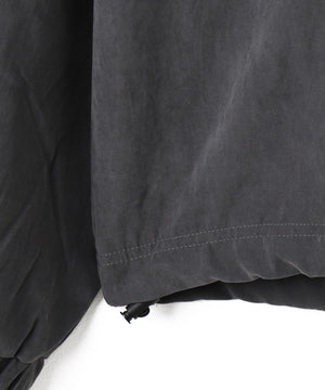 ミリタリーVネックラインプルオーバー