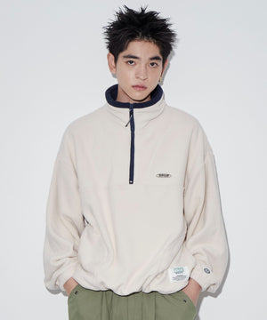 ホワイトアイボリー　モデル：180㎝　L着用