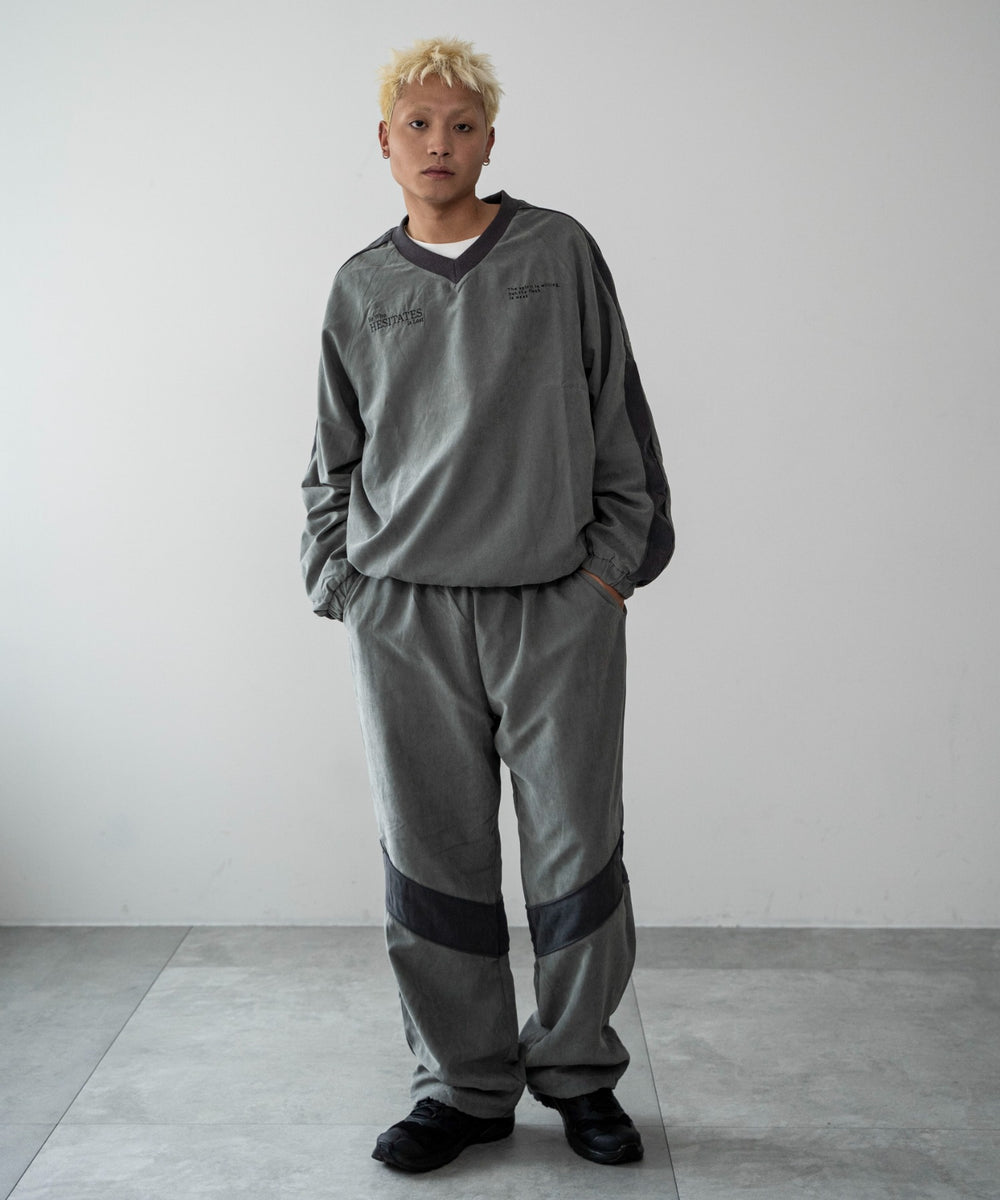 カーキ　モデル：178㎝　L着用