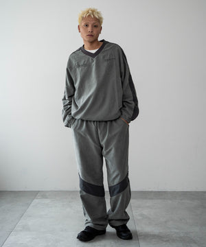 カーキ　モデル：178㎝　L着用