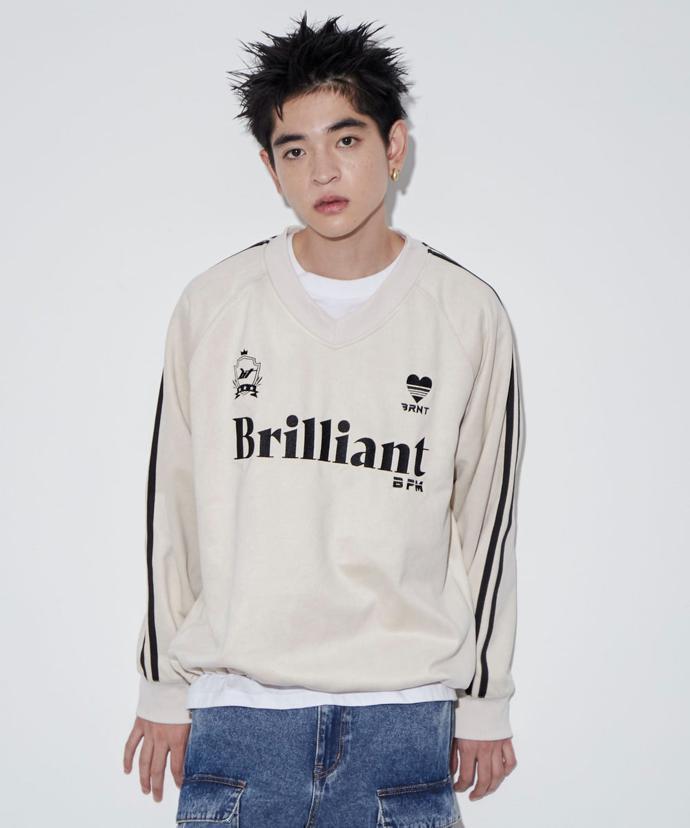 ホワイトアイボリー　モデル：180㎝　L着用