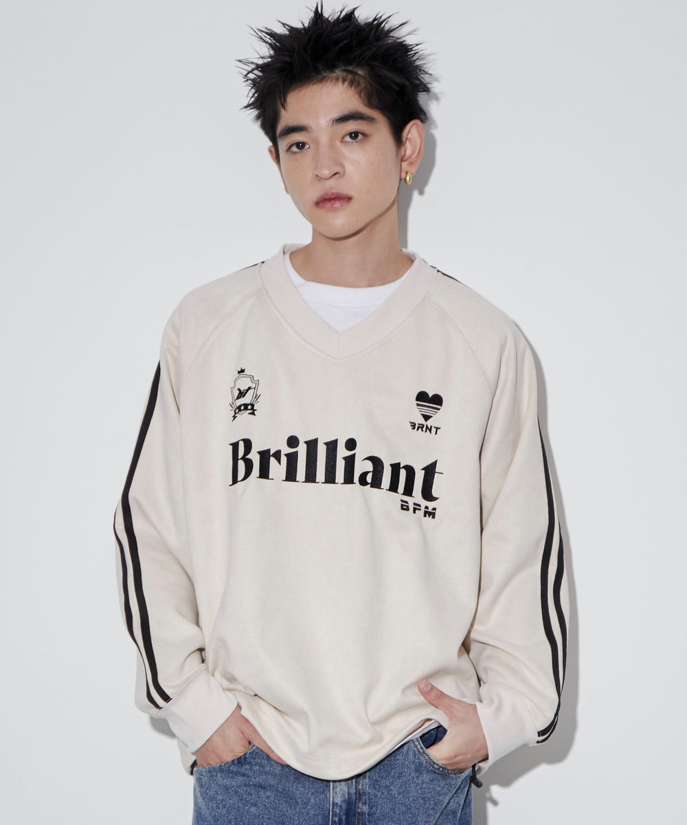 ホワイトアイボリー　モデル：180㎝　L着用