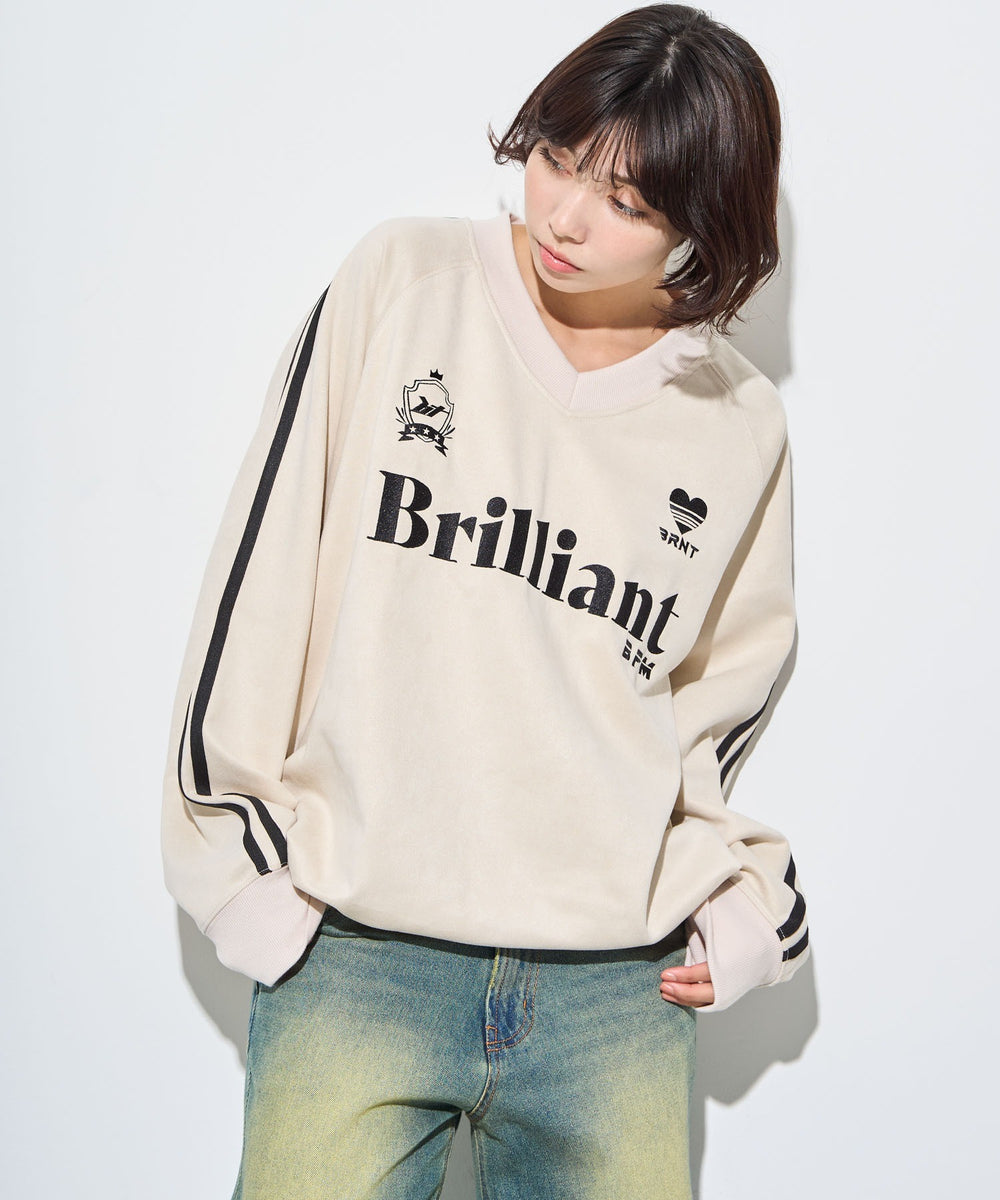 ホワイトアイボリー　モデル:160cm L着用