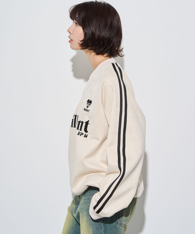 ホワイトアイボリー　モデル:160cm L着用