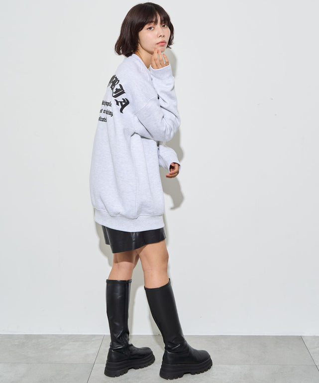 アッシュグレー　モデル:160cm L着用