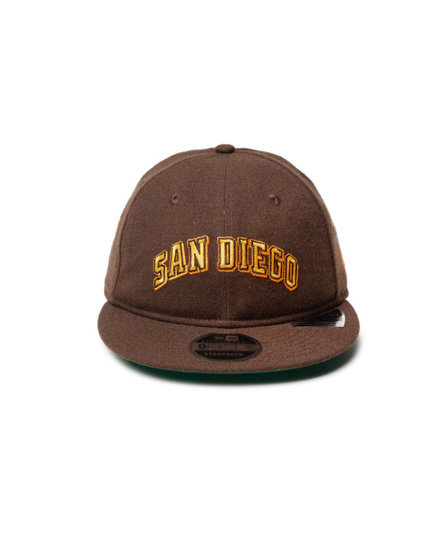 ウォルナット（ブラウン）