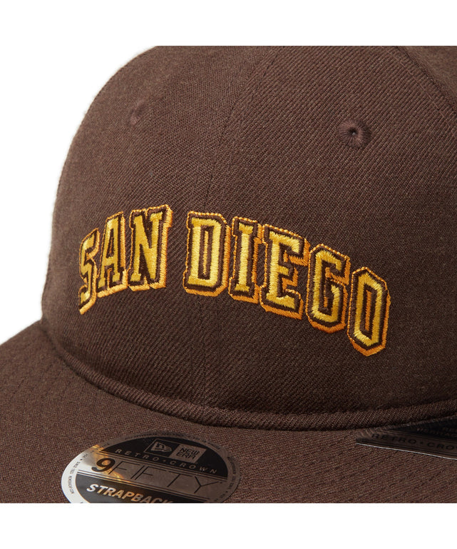 ウォルナット（ブラウン）