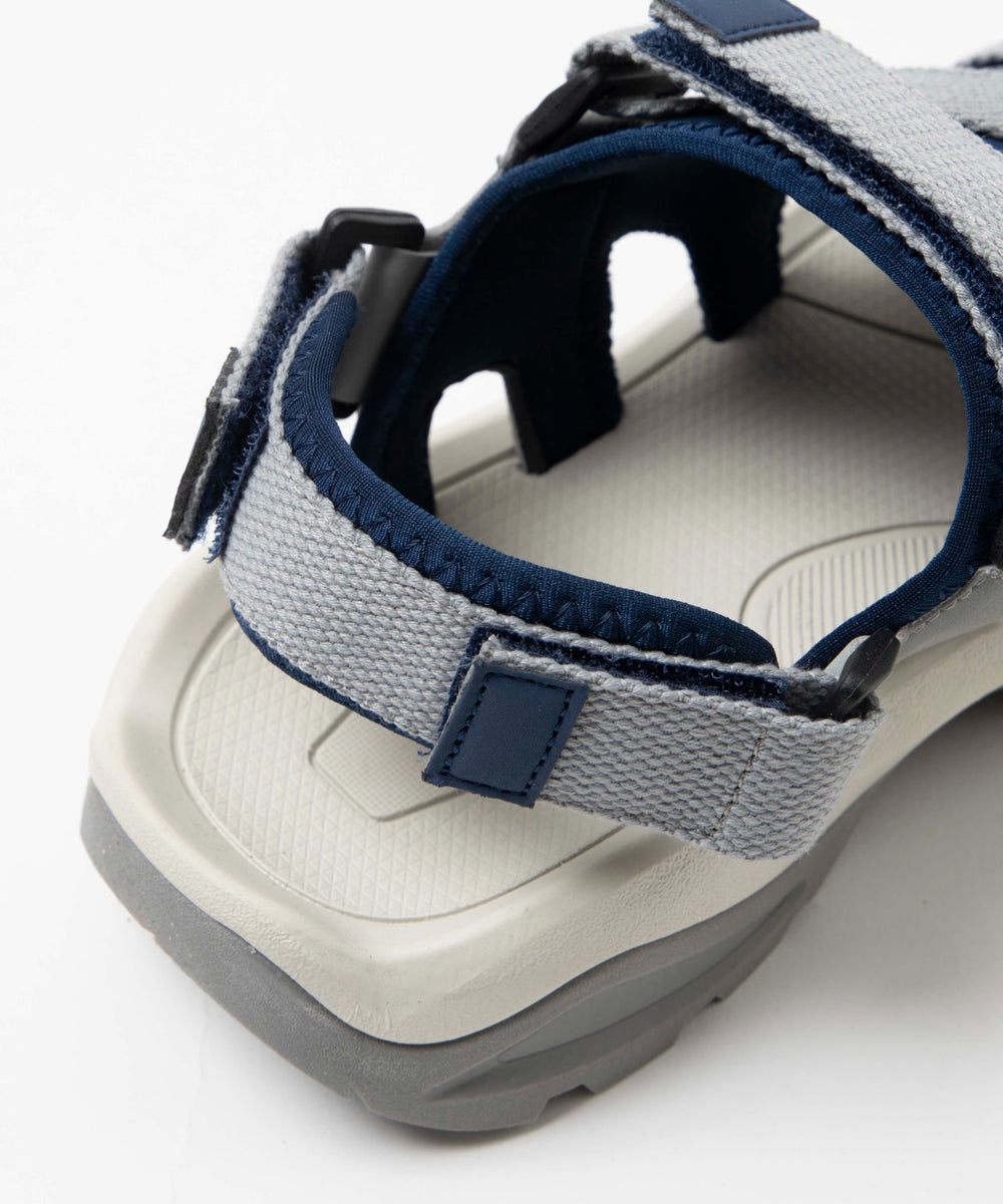 FIRST　DOWN　ベルトサンダル