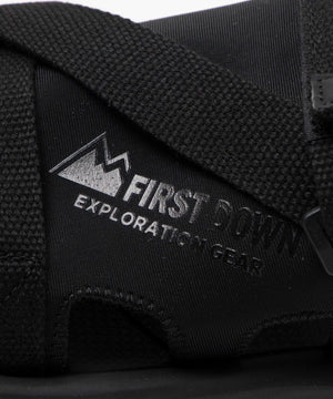 FIRST　DOWN　ベルトサンダル