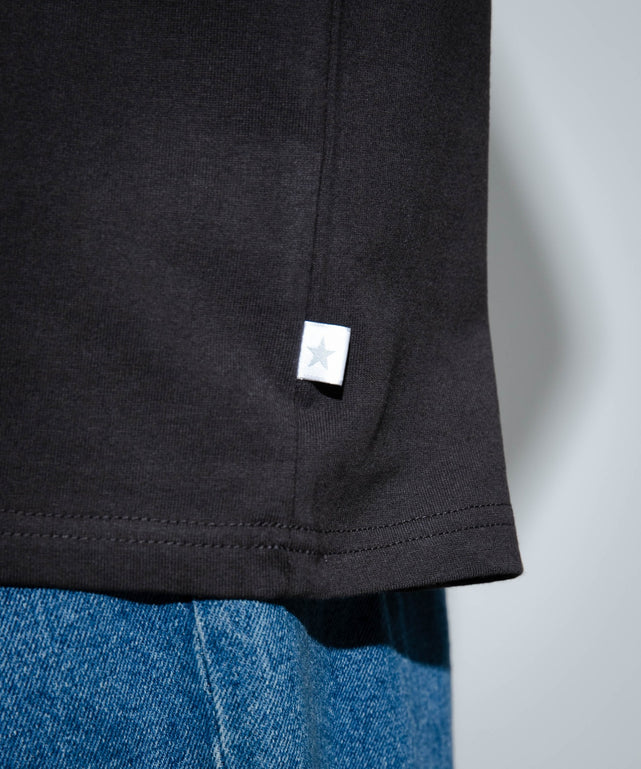 柄6 モデル：174cm L着用