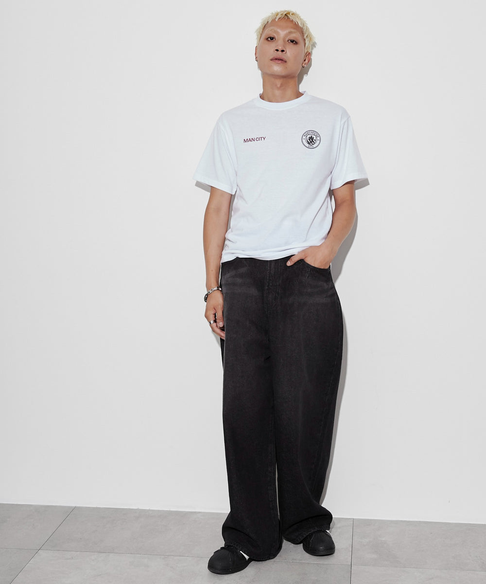 ホワイト モデル：178cm M着用