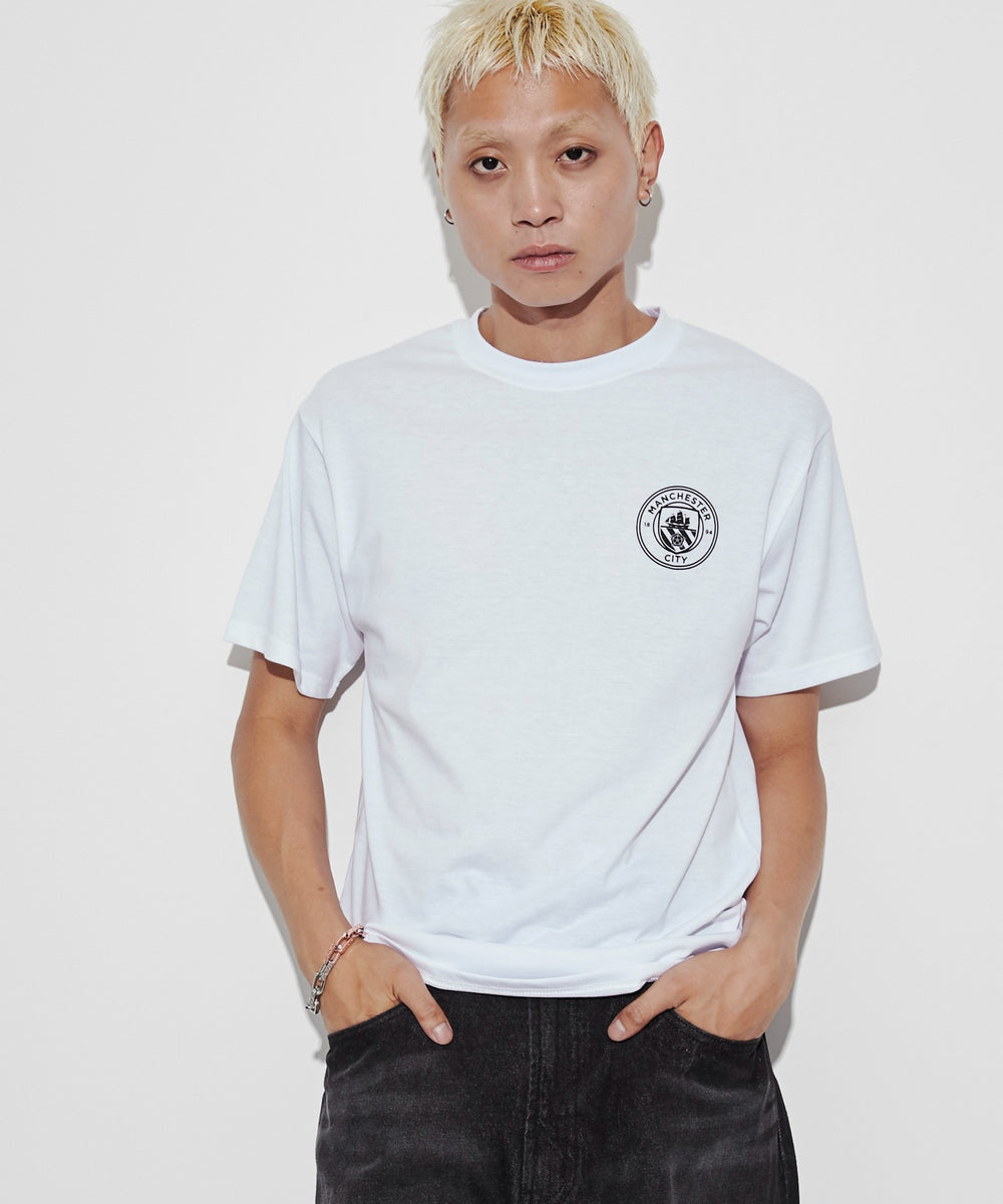 ホワイト モデル：178cm M着用