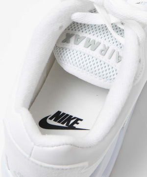 NIKE　AIR　MAX　SOLO