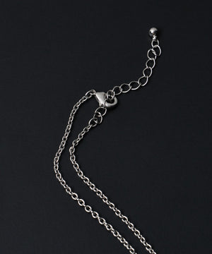 M変型ストーンネックレス