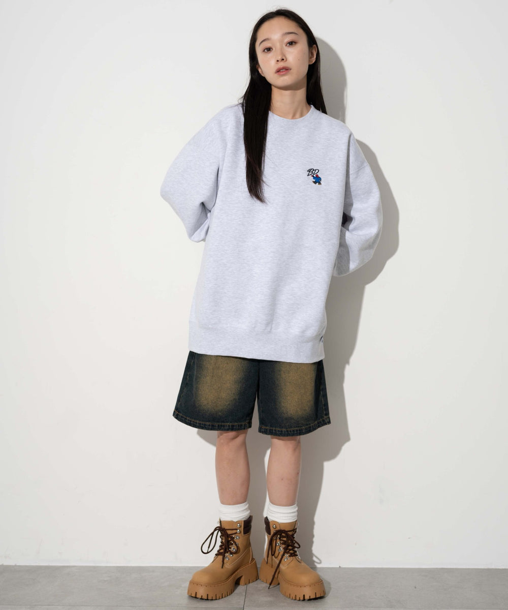 アッシュグレー モデル：161cm L着用