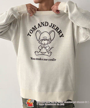 ホワイト モデル：175cm L着用