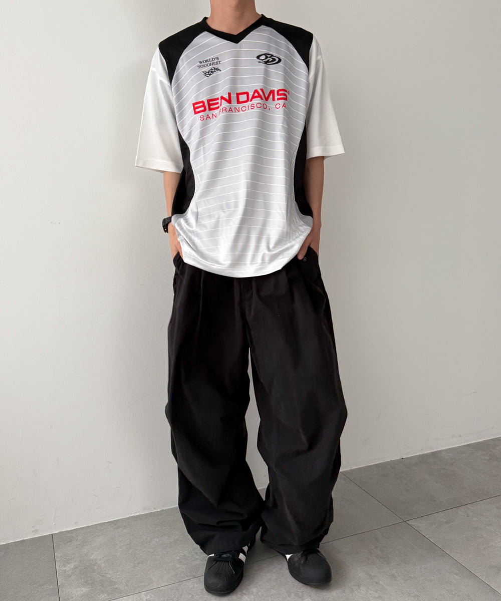 ホワイト モデル：175cm L着用