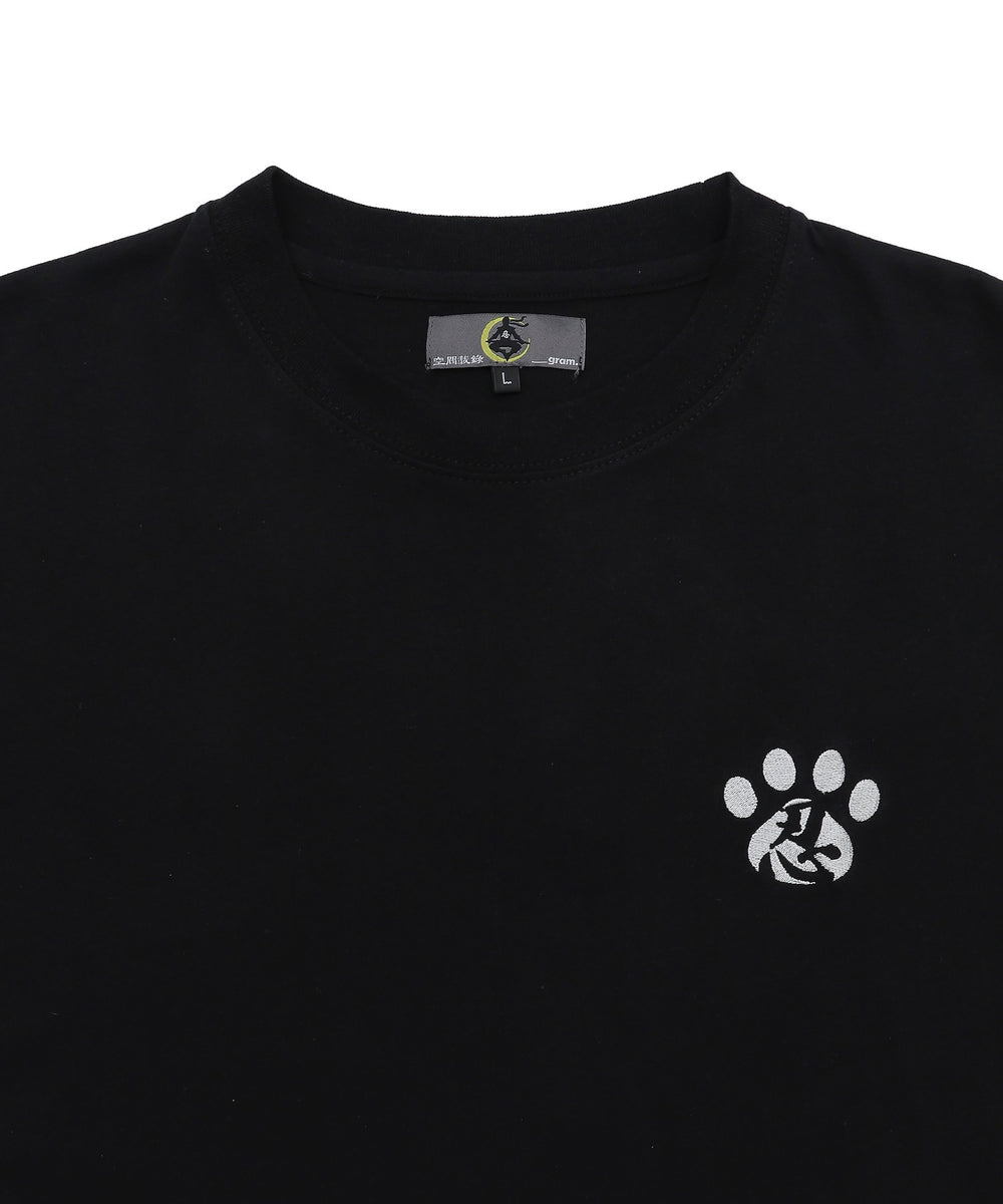 くノ一猫グラフィックT（SS）