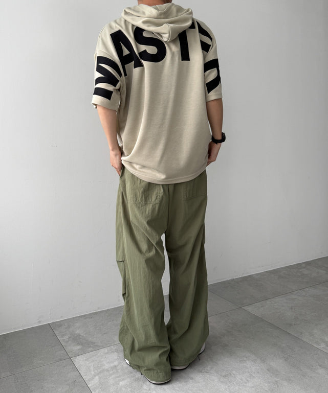 ベージュ モデル：175cm L着用